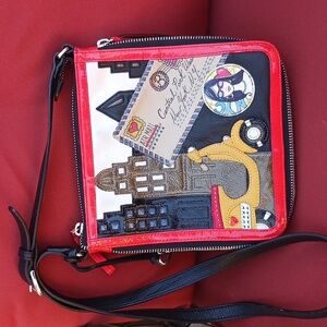 BRIGHTON Fashionista NYC Central Park Skyline Crossbody Bag Handbag